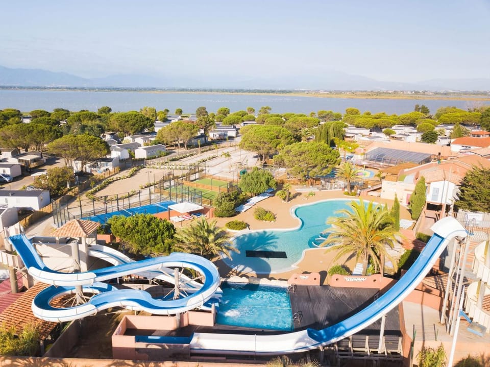Escapade Catalane B11 Mar Estang Campground/ 
RV Resort in Canet-en-Roussillon
