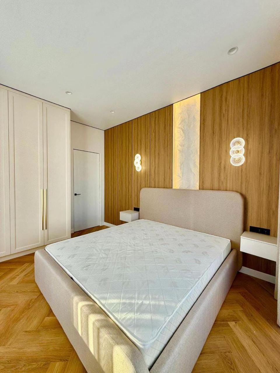 Welcome to our beautiful apartment in the very historical center Apartment in Almaty