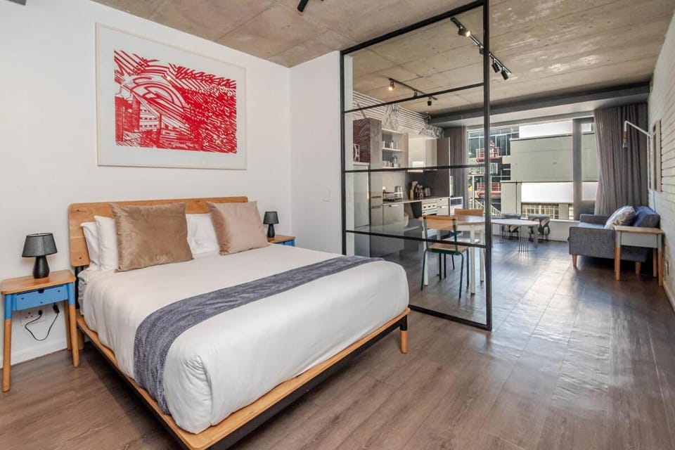 City Rhythm at WEX 1 Apartment in Cape Town