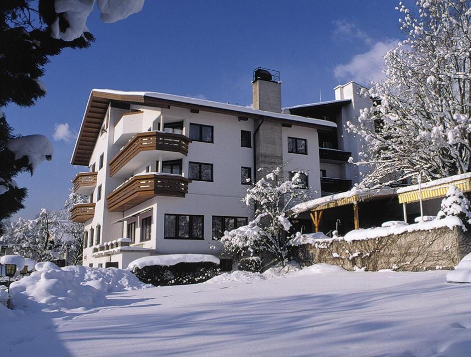 Property building, Winter