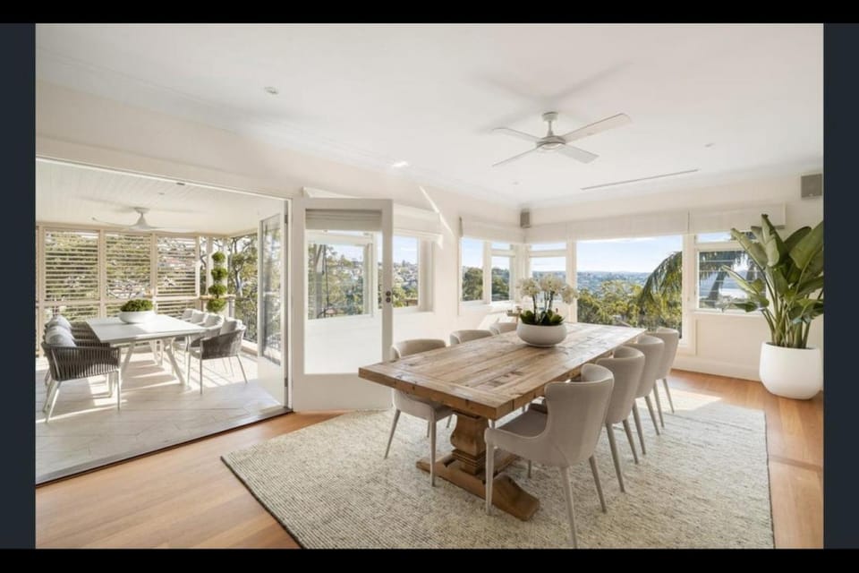 Day, View (from property/room), Balcony/Terrace, Dining area