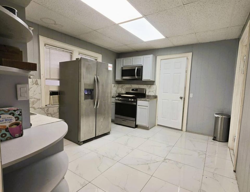 Elite Falls Escape Apartment in Buffalo