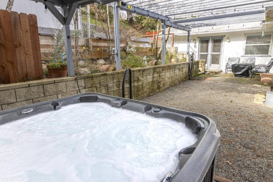 Hot Tub