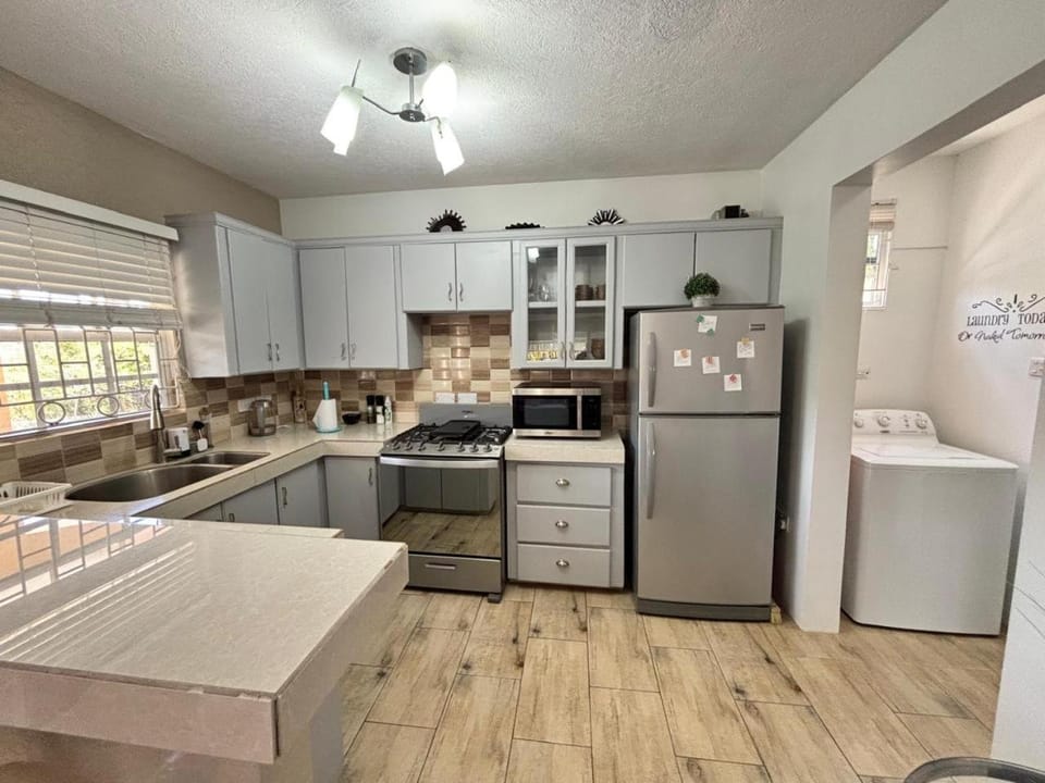 minibar, oven, stove, toaster