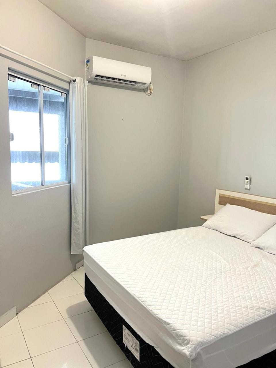 Residencial Melfi 03 - Apto 03 - Lateral Apartment in Bombinhas