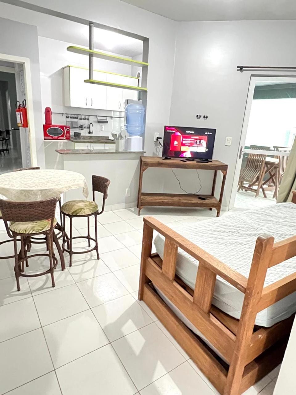 Residencial Melfi 03 - Apto 03 - Lateral Apartment in Bombinhas