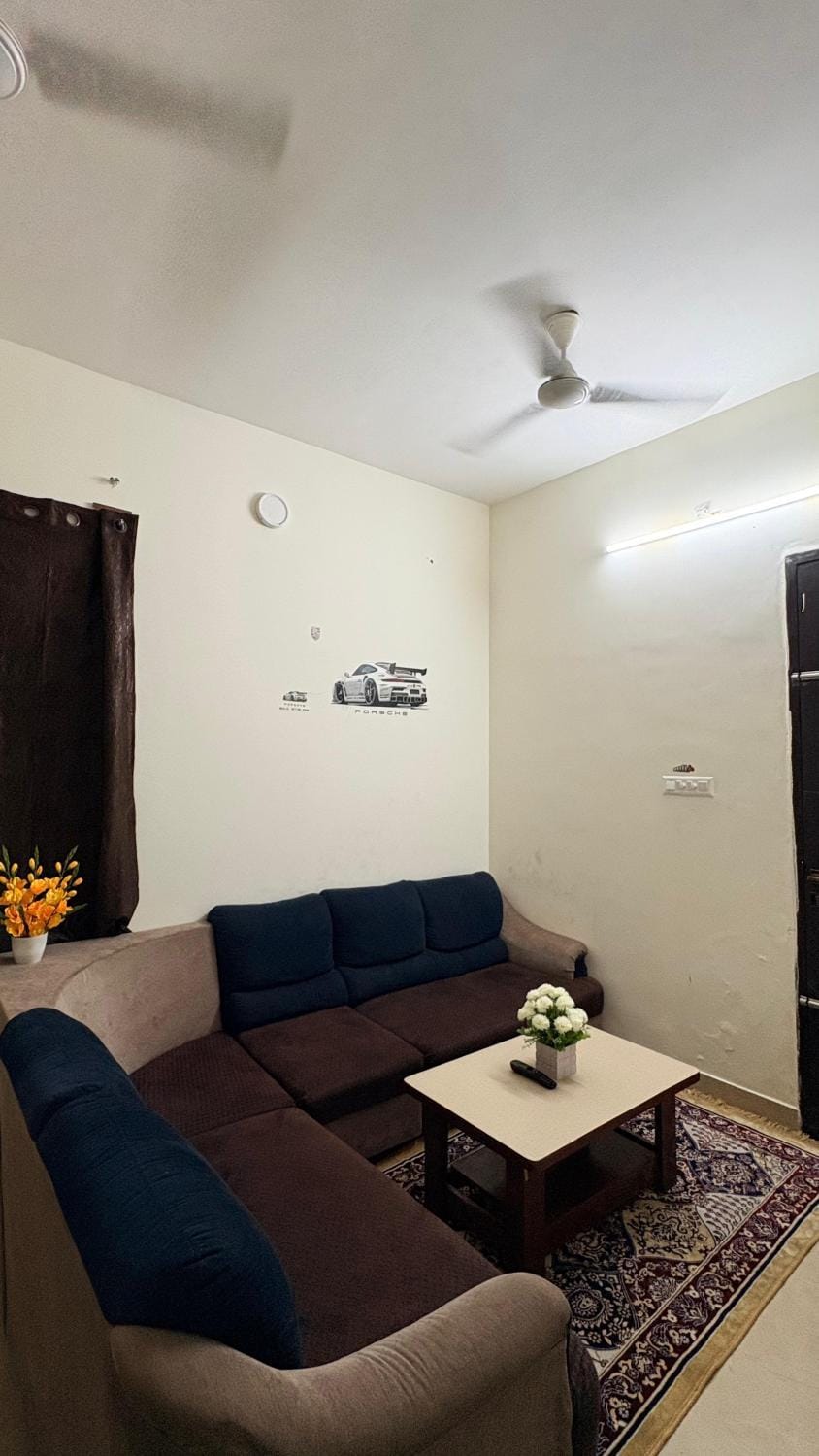 Living room, Seating area, fireplace