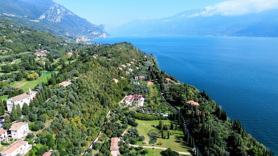Bird's eye view, Golfcourse, Lake view