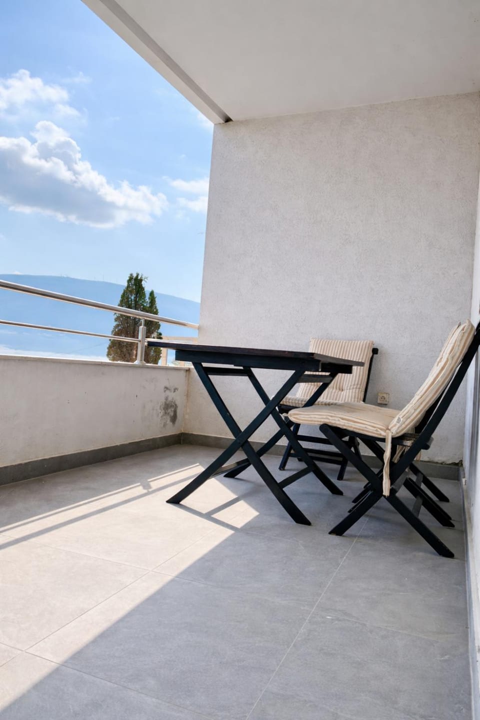 Seafront Apartment with Stunning Sea View in Baošići Apartment in Kotor Municipality