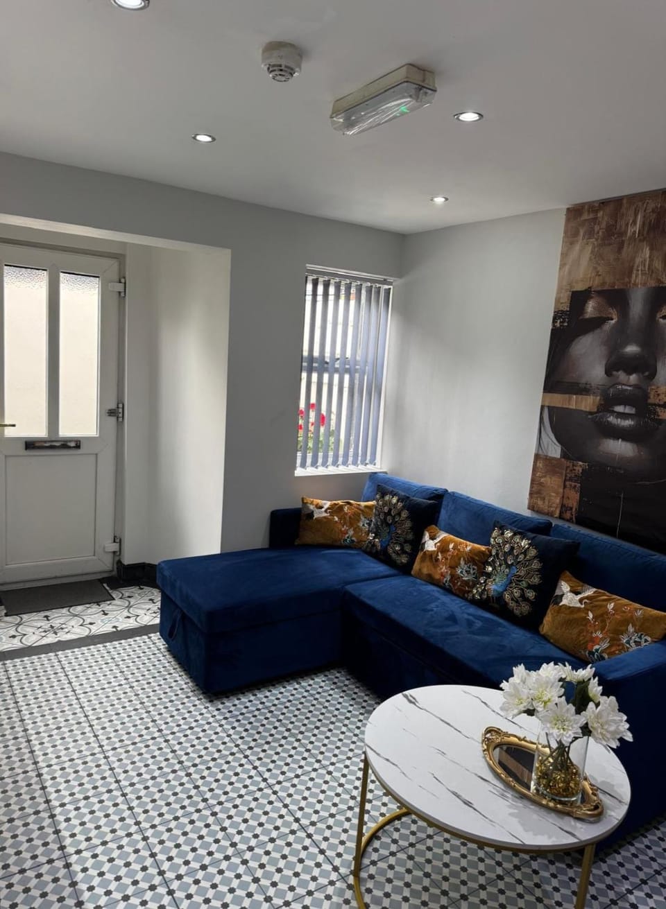 Living room, Seating area