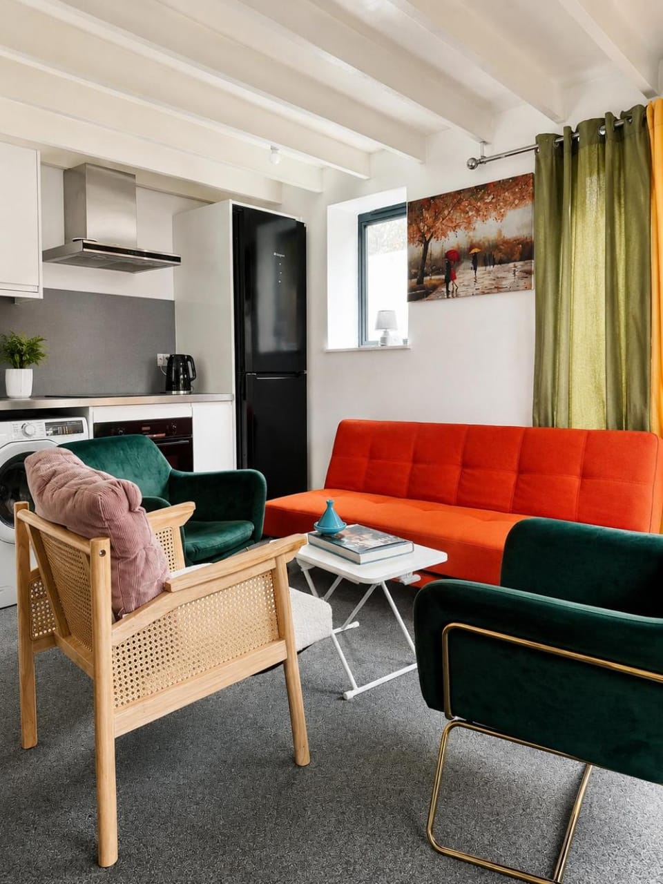 Kitchen or kitchenette, Living room
