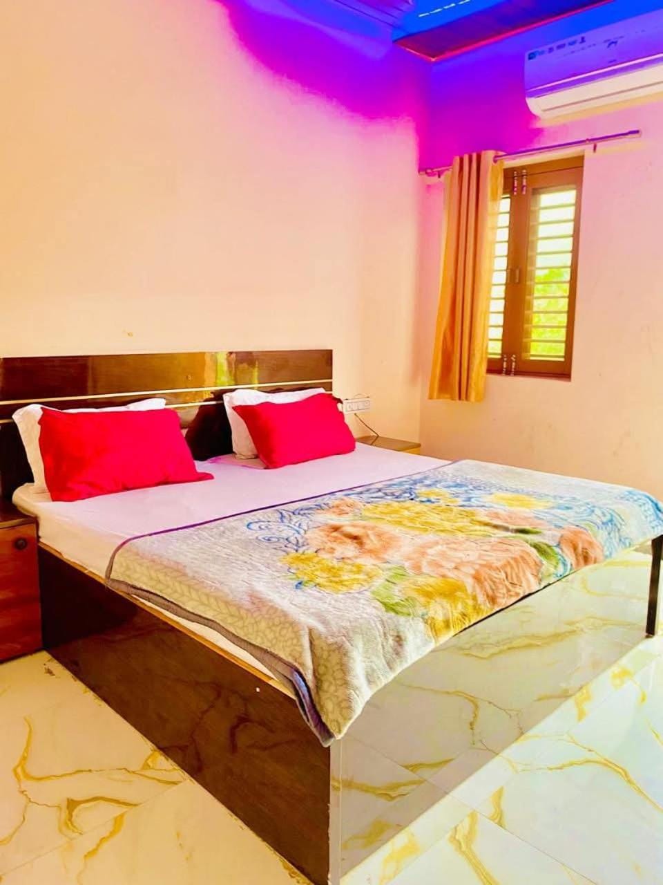Hotel namo inn Hotel in Uttar Pradesh