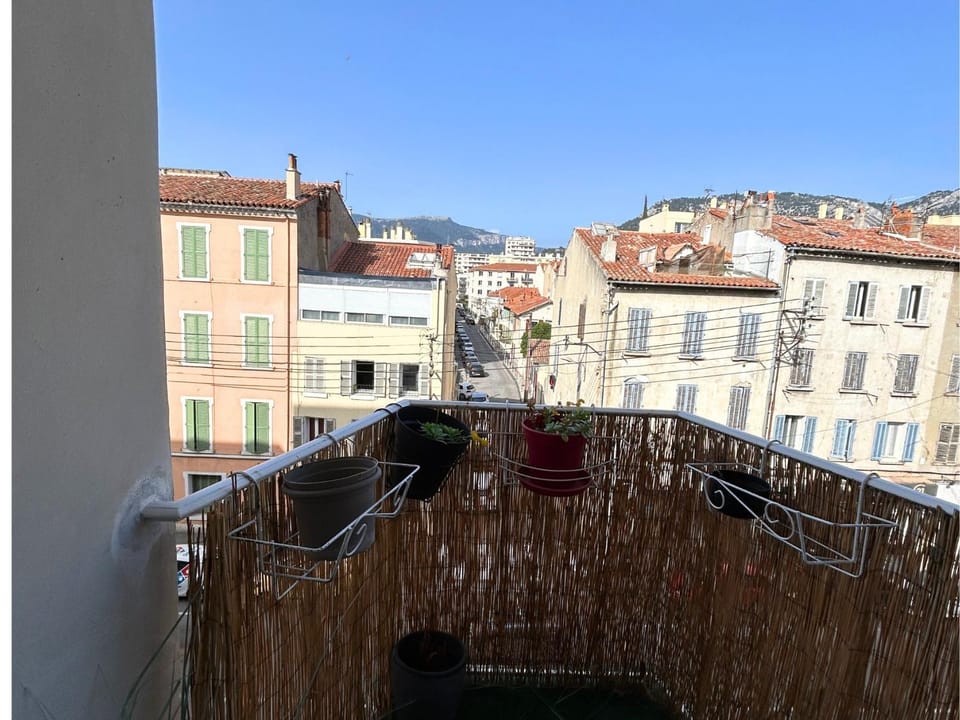 Natural landscape, Balcony/Terrace, City view