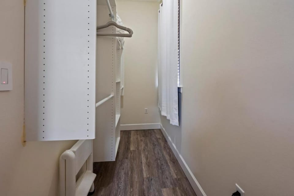 Costa 1BD Lake Condo - Paradise in a Beautiful Area Apartment in Auburndale