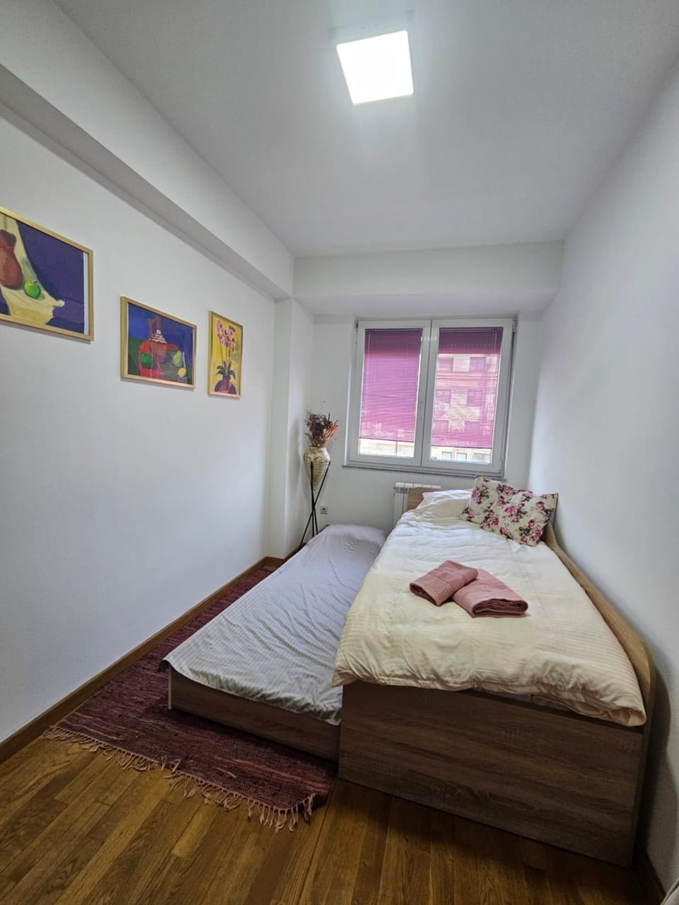 Bedroom, bunk bed