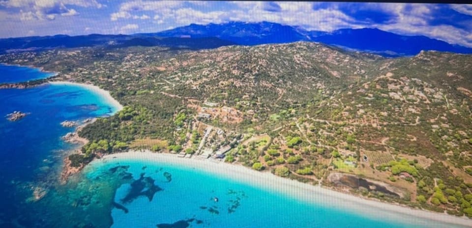 Nearby landmark, Natural landscape, Bird's eye view