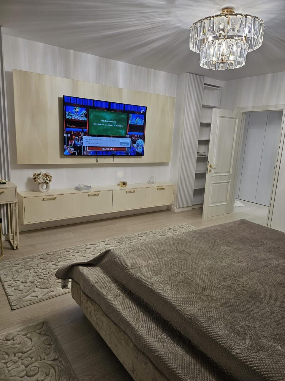 Luxury Promenada Craiova Apartment in Craiova