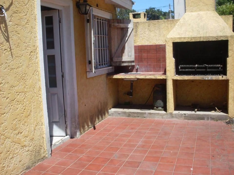 BBQ facilities, Inner courtyard view