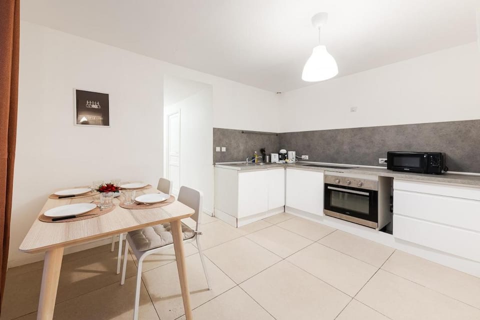 Les Remparts du Loing Apartment in Île-de-France