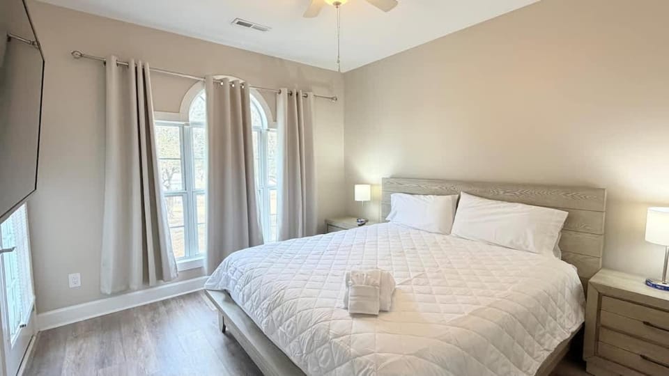 Oasis Stay at Myrtlewood Pet Friendly 2BR Retreat Apartment in Carolina Forest