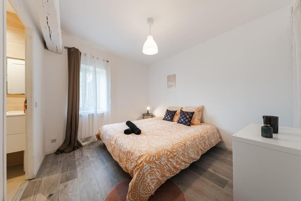 La porte de Moret Apartment in Île-de-France