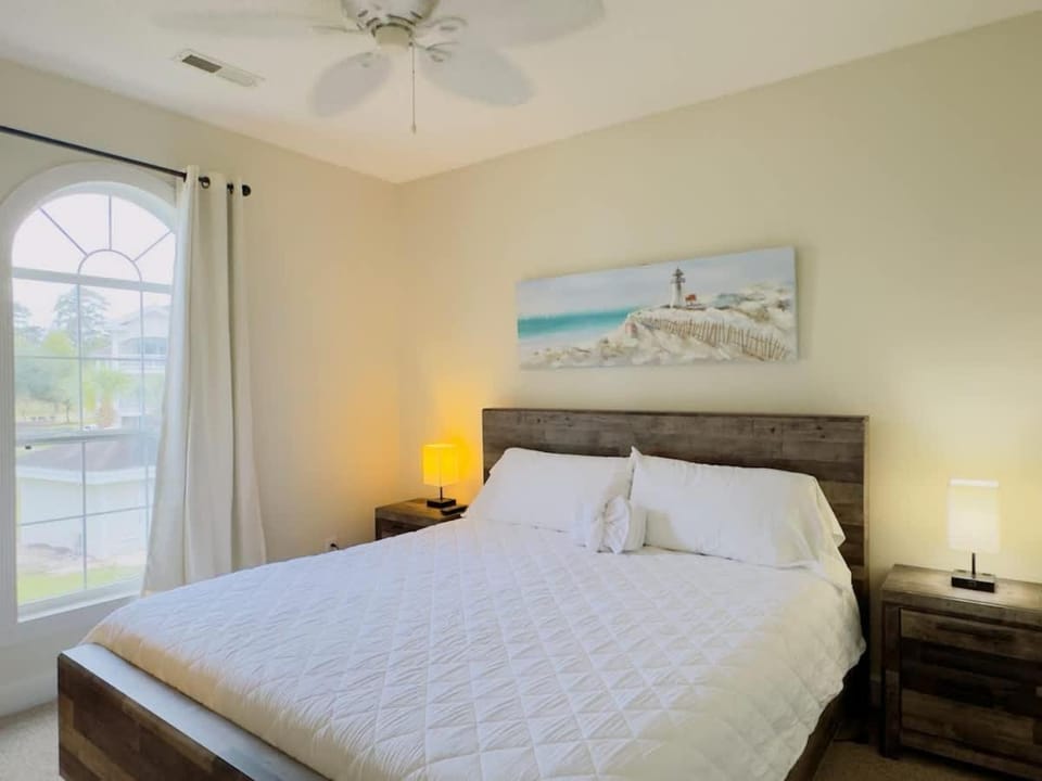 Cozy 1BR Getaway with King Bed Near Beach Apartment in Carolina Forest