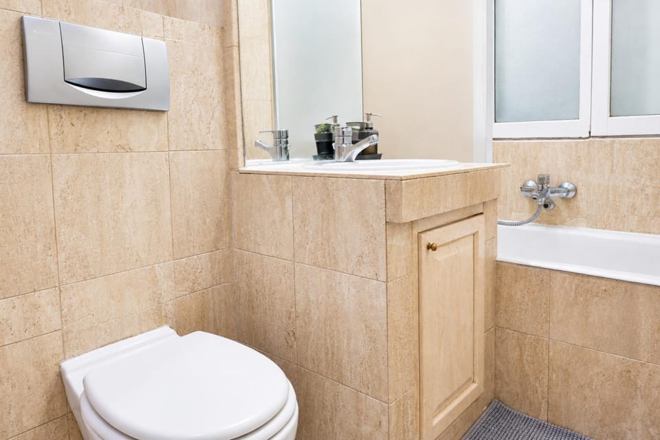 Toilet, Bathroom, Bath