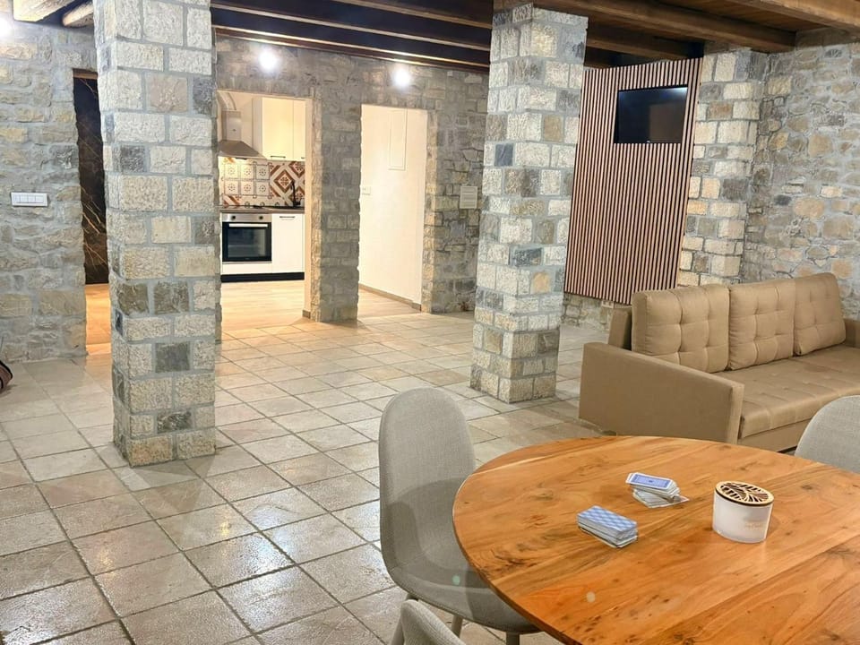 Other, Dining area