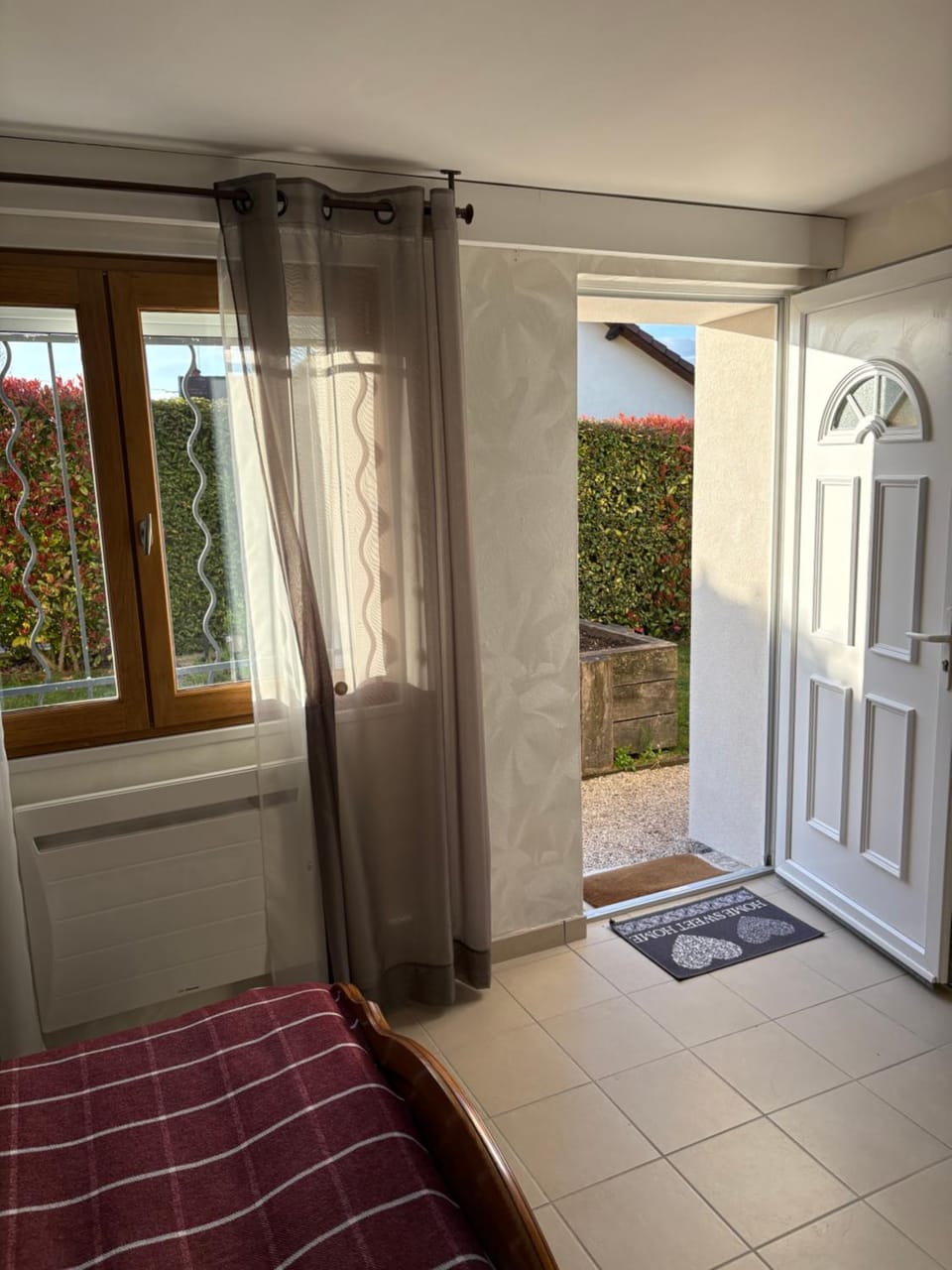 Le Petit Jardin House in Bourgogne-Franche-Comté
