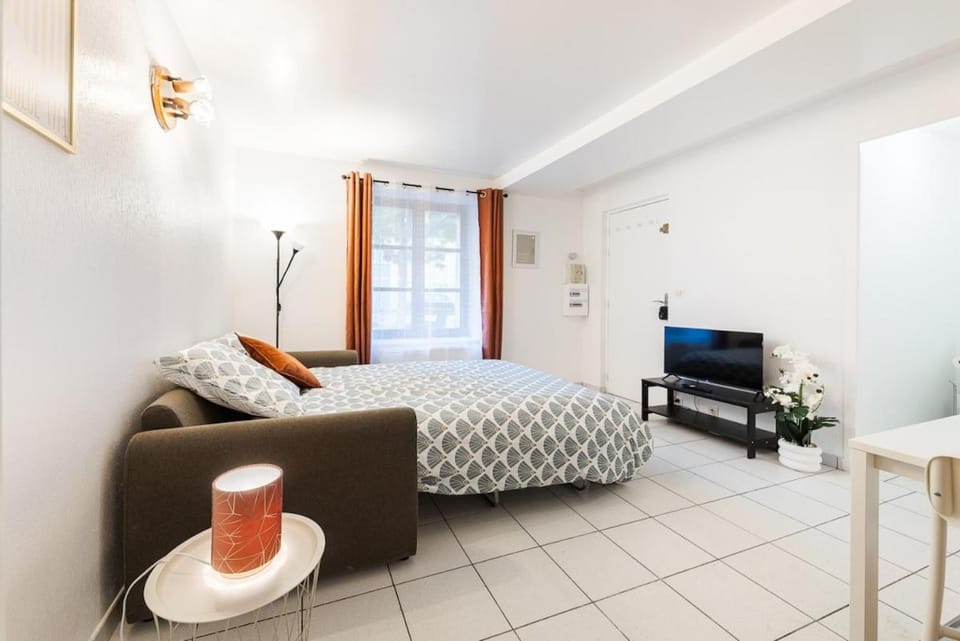 Le Carnot Garden Apartment in Île-de-France