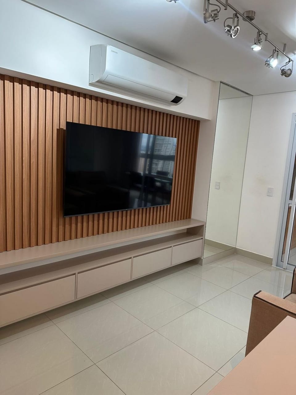 Longue 22 Apartment in Goiania