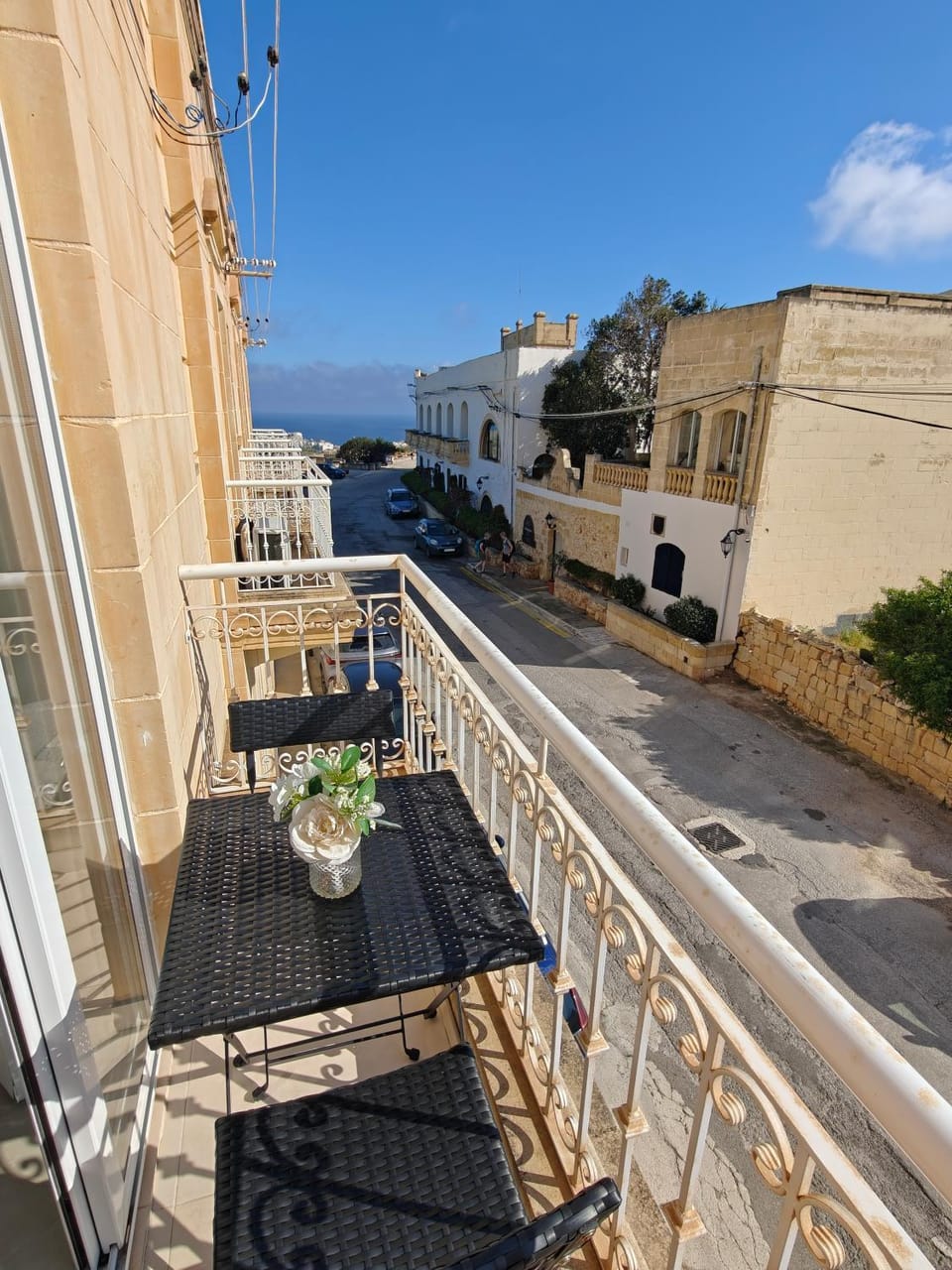 Property building, Balcony/Terrace
