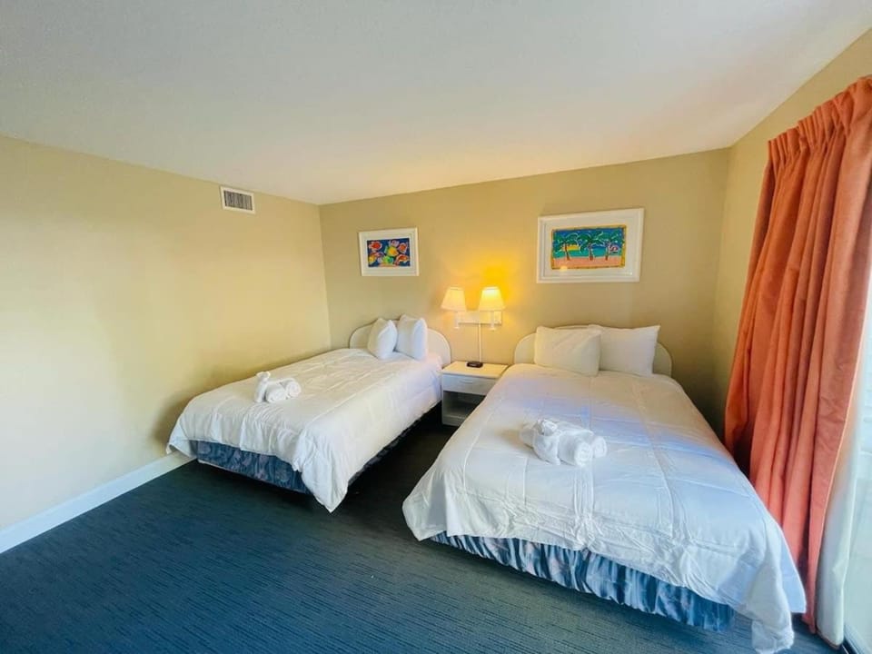 Ocean Dunes Villas #14 best location on the beach Apartment in Myrtle Beach