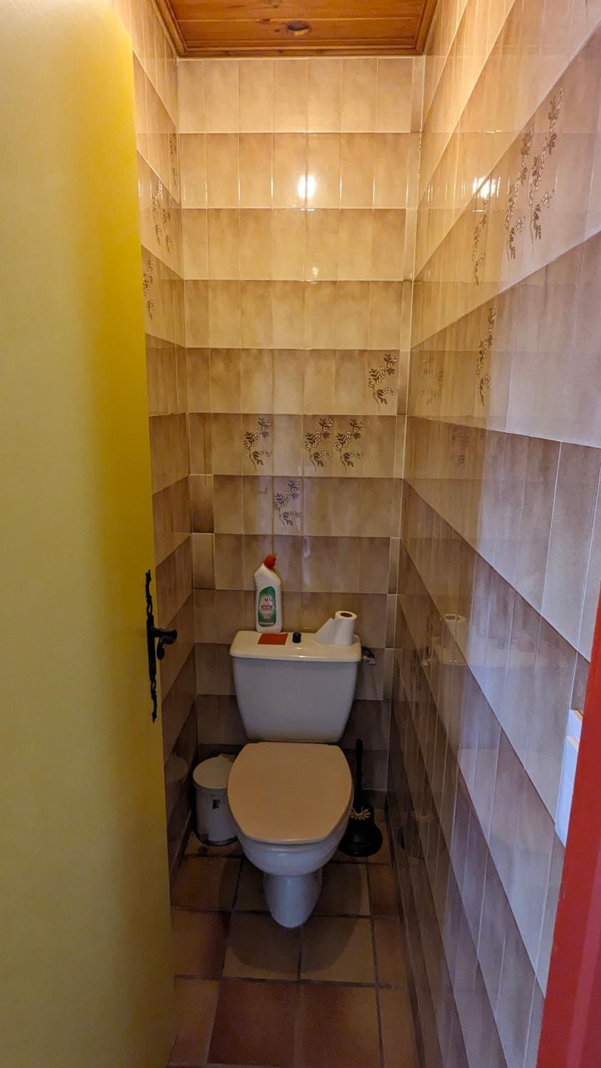 Toilet