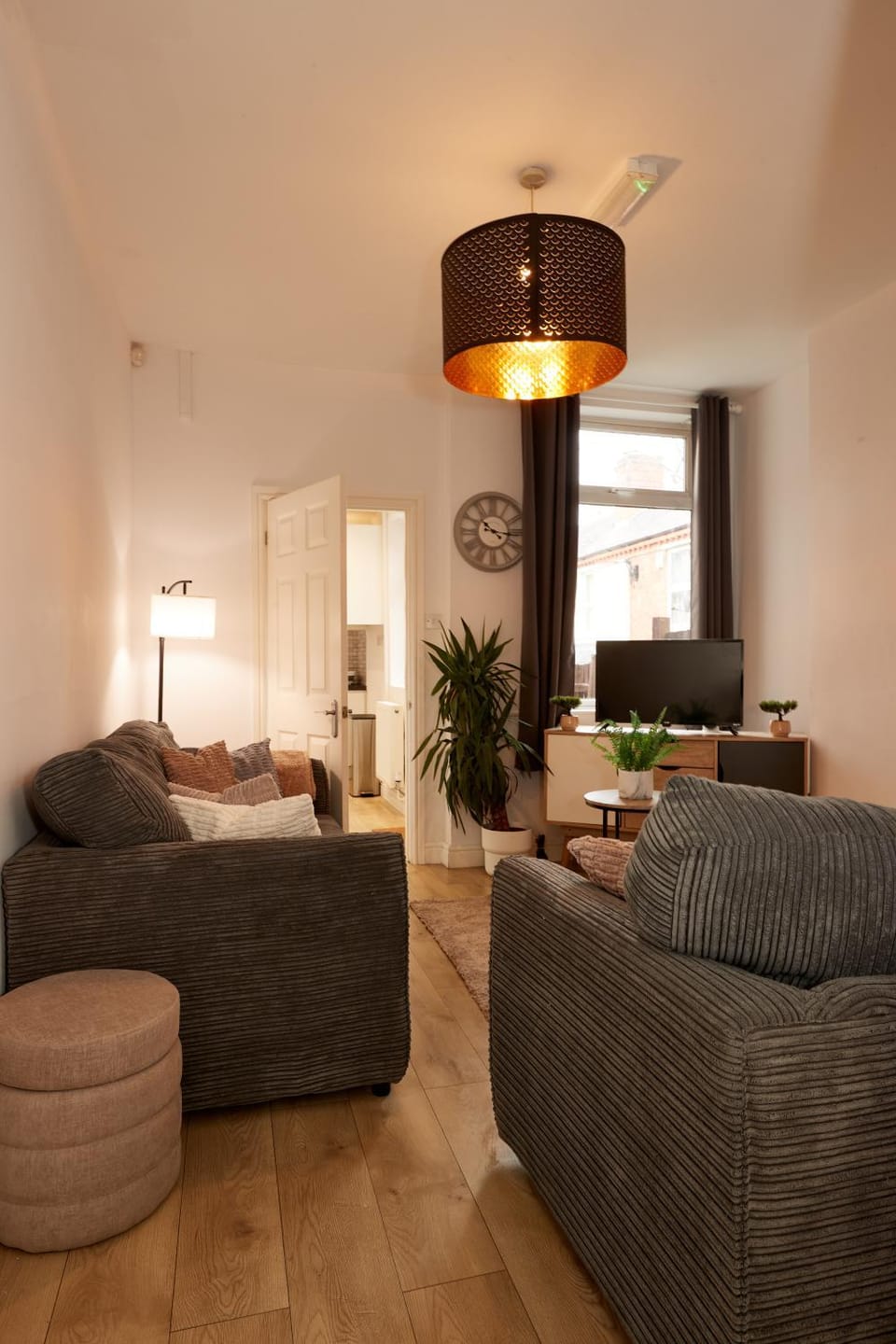 Living room, Seating area