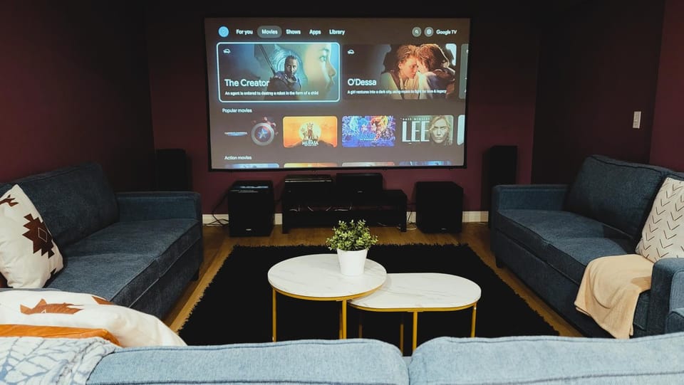 Communal lounge/ TV room, Evening entertainment