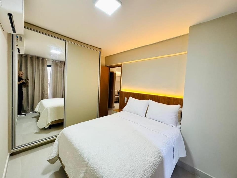 Apartamento Opus Vaca Brava em frente a shopping e ao parque vaca brava Apartment in Goiania