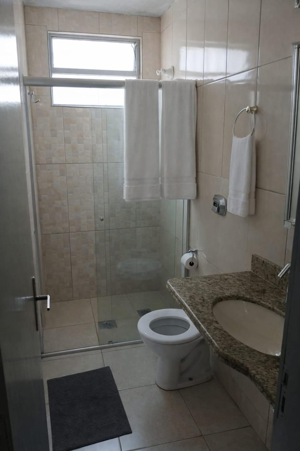 Casa Bruna House in Goiania