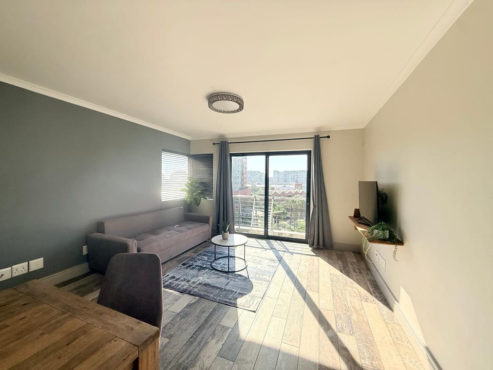 2 bedroom chic apartment near Canal Walk Apartment in Cape Town