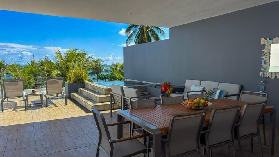 Natural landscape, View (from property/room), Balcony/Terrace