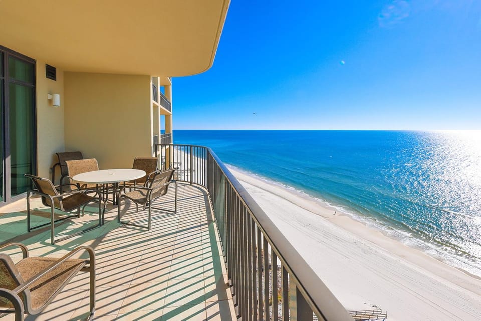 Phoenix West 1607 Apartment in Orange Beach