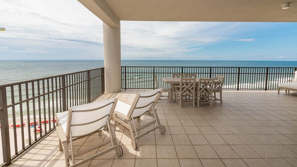 The Oasis 1011 formerly Phoenix West II 1011 condo Apartment in Orange Beach