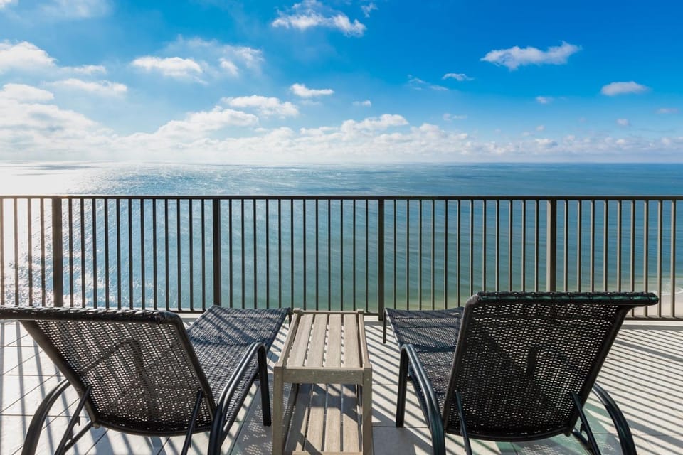 Phoenix West 2203 Apartment in Orange Beach