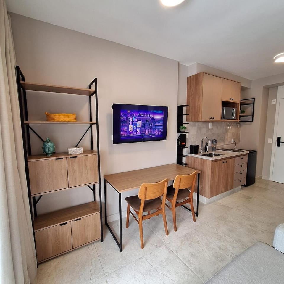 TV and multimedia, Kitchen or kitchenette, Dining area