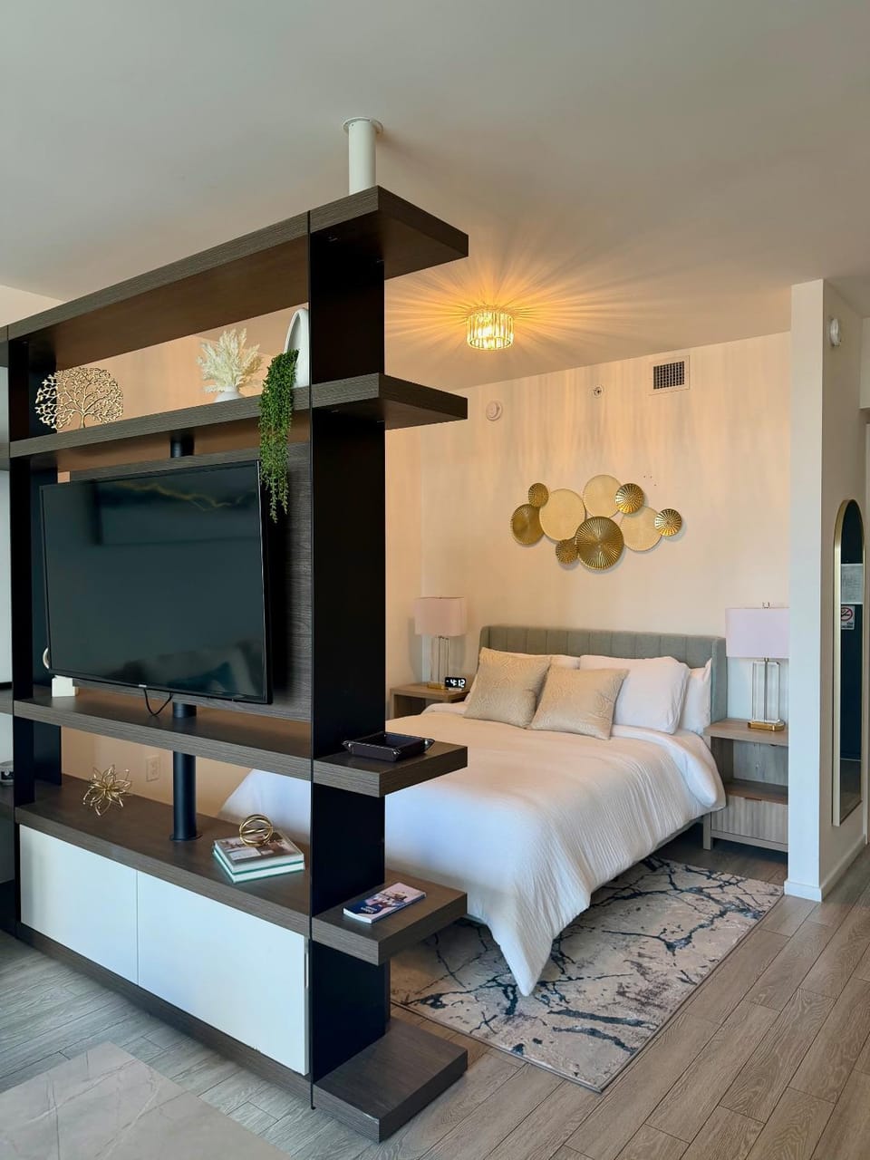 Azure Miami - Studio Apartment with Stunning City & Bay Views! Apartment in Miami