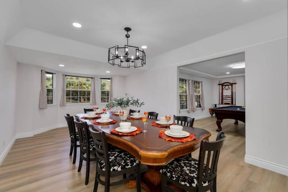 Scenic Temecula Getaway w/ Pool, Views, & Games House in Temecula