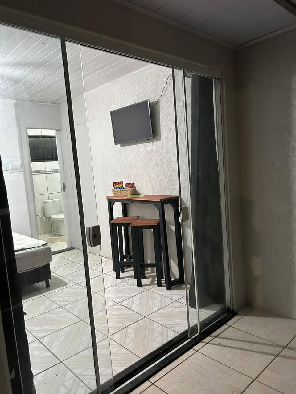 TV and multimedia, Dining area