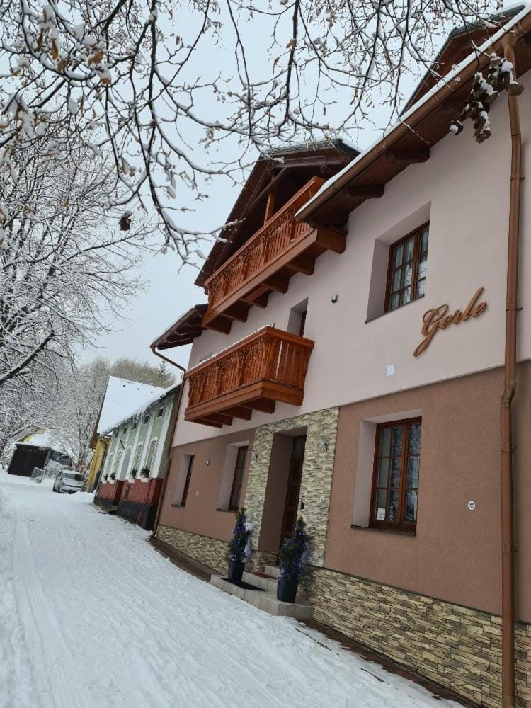 Property building, Winter