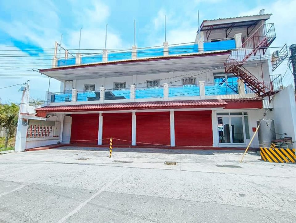 Property building, Day