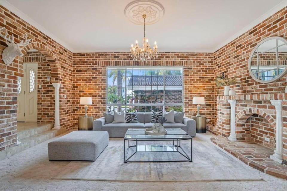 Stunning 4BR Holiday Home with Water Views & Pool House in Central Coast
